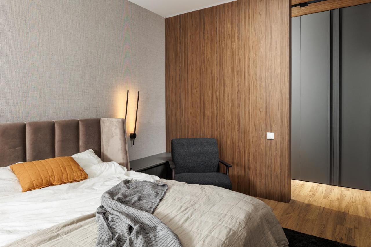 Mandala Designer Apartments With Free Private Parking, Near Mall Coresi براشوف المظهر الخارجي الصورة