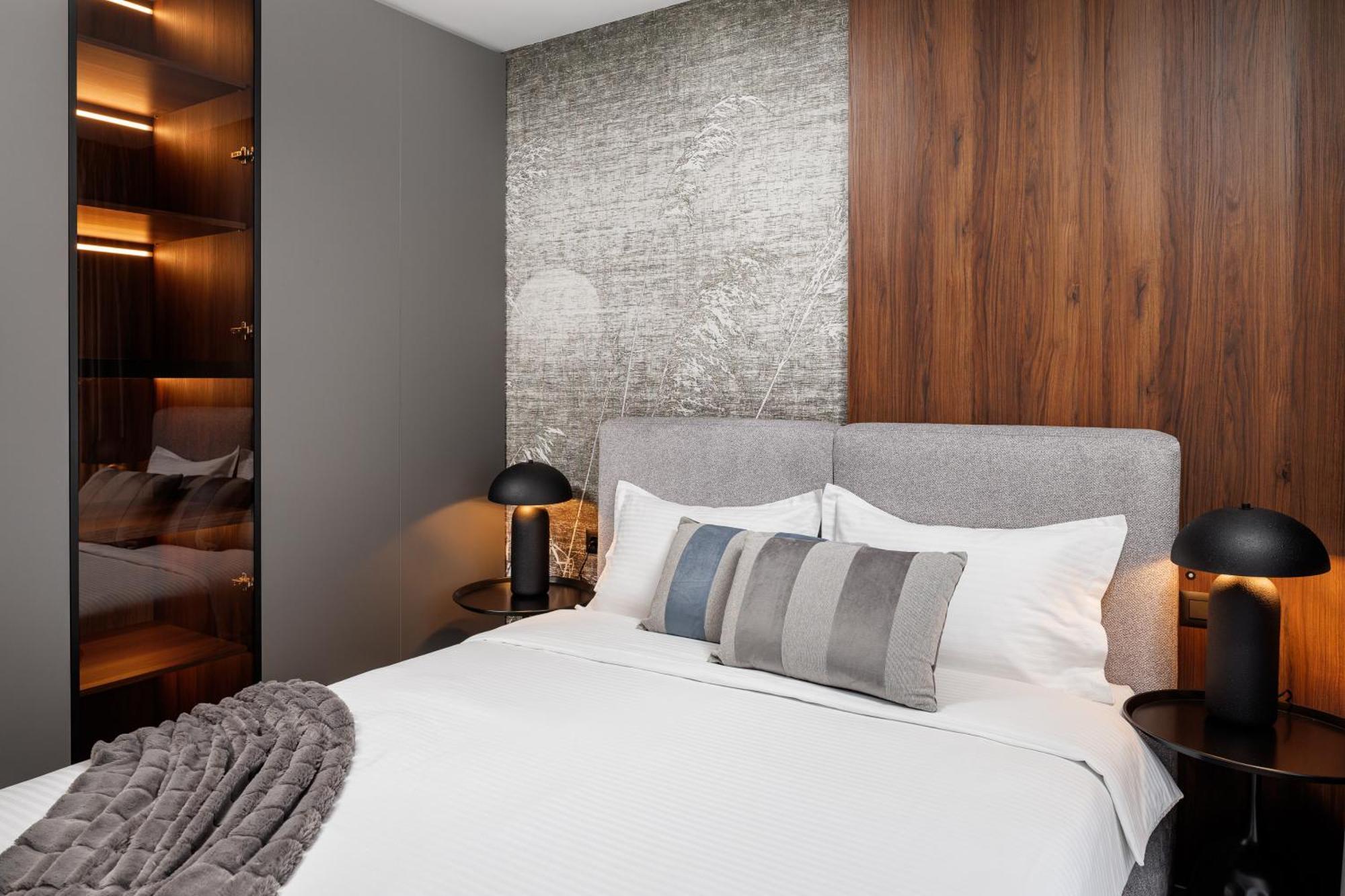 Mandala Designer Apartments With Free Private Parking, Near Mall Coresi براشوف المظهر الخارجي الصورة